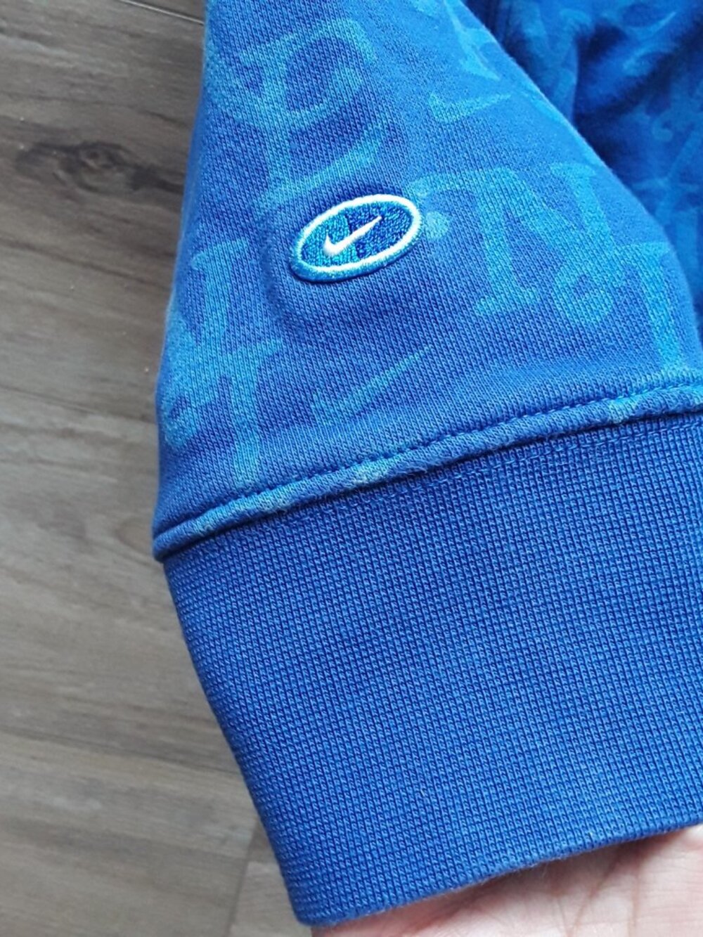 Nike Men’s Medium Blue Hoodie • Graphic Pattern Pullover • Kangaroo Pocket - Picture 3 of 6